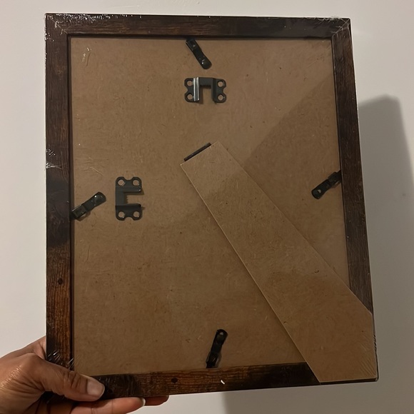 Brown wooden photo Frame. 8x10 - Picture 4 of 6
